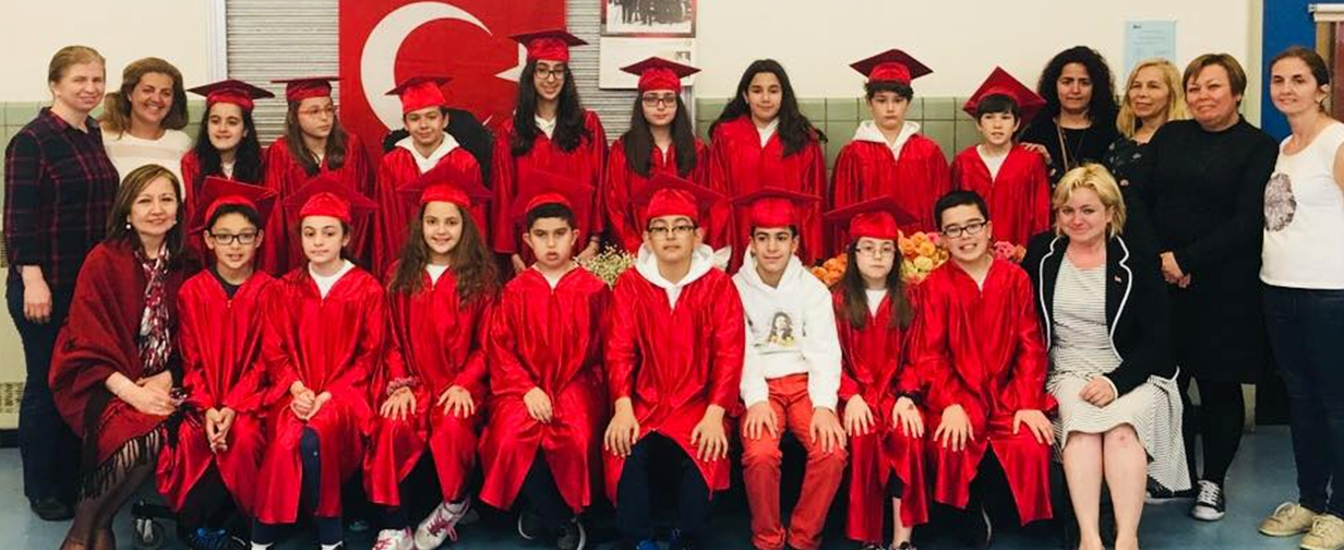 Atatürk Okulu 2017-2018 Dönemi Mezunları